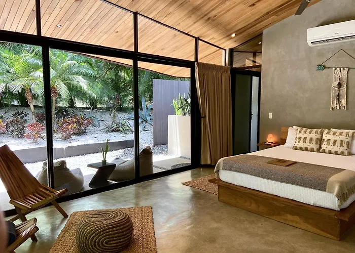 Apartahotel Kalei 4*