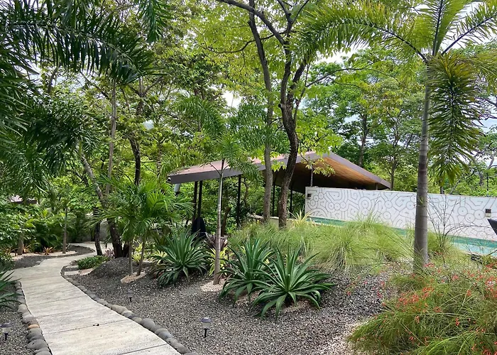 Apartahotel Kalei 4*